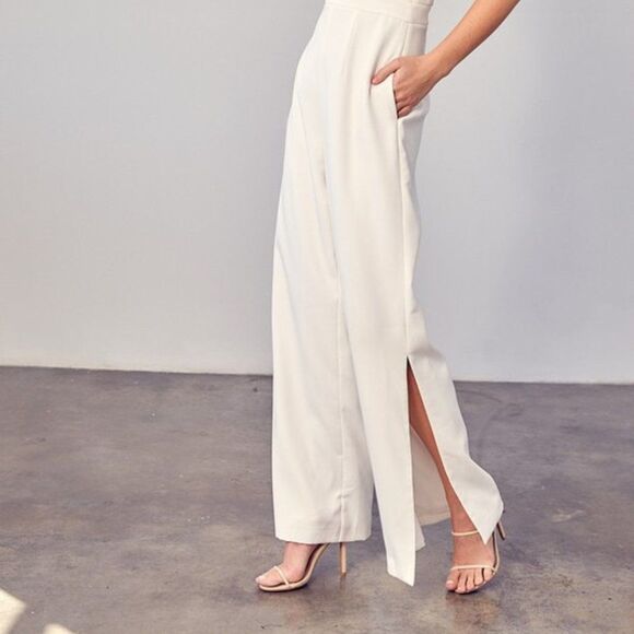 WHITE DEEP V-NECK WIDE LEG JUMPSUIT | BRIDAL JUMPSUIT | WEDDING JUMPSUIT - Picture 3 of 6